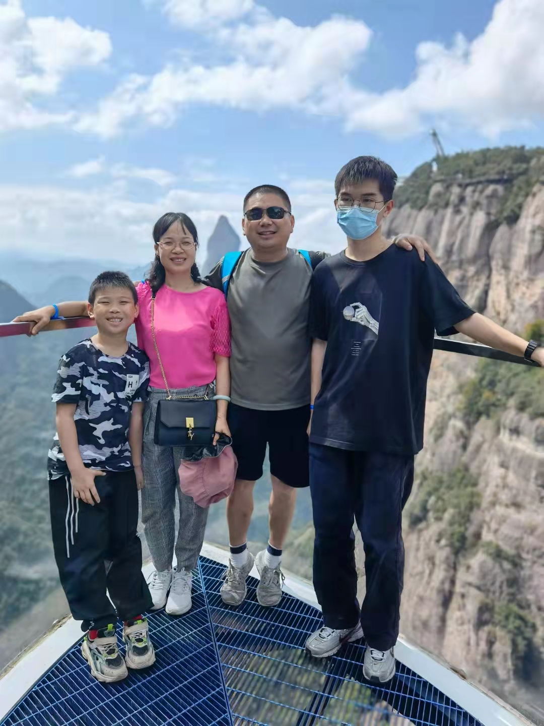 户外帐篷雨棚遮阳篷厂家顾总